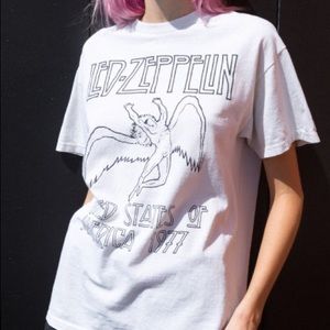 BRANDY MELVILLE BAND TEE